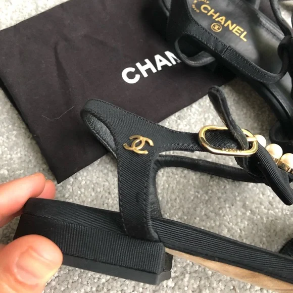Chanel sandals / Size EU 38 / with dust bag. Authentic - Picture 2 of 7